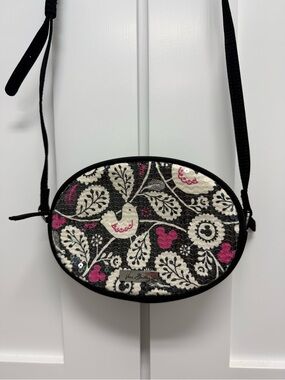 NWOT Vera Bradley Disney Mickey Meets Birdie Sequin Crossbody Purse